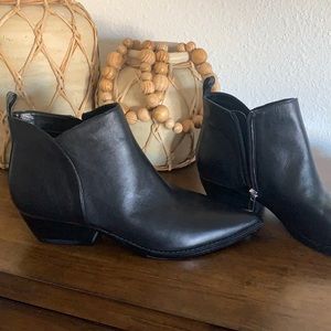 Marc Fisher boots